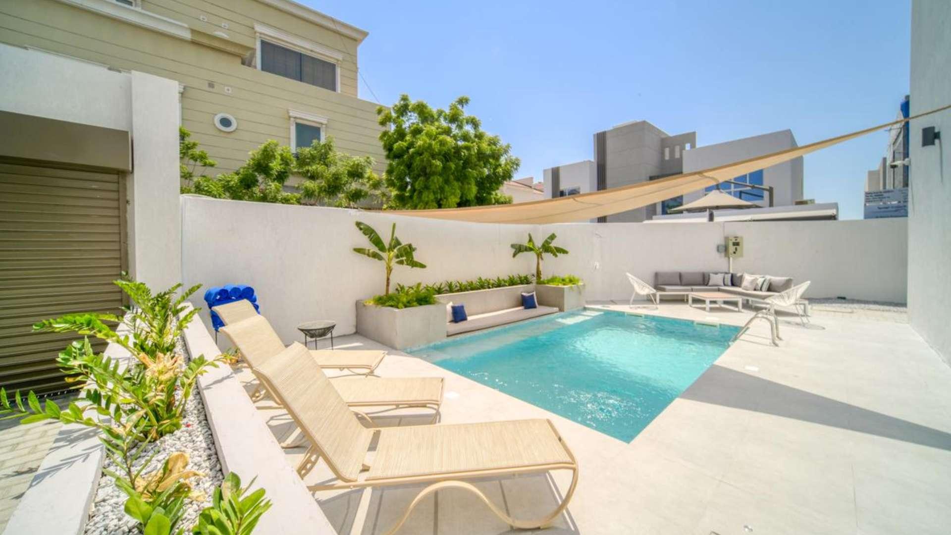 Gated villa exterior in Umm Suqeim 2, spacious and newly renovated, for rent