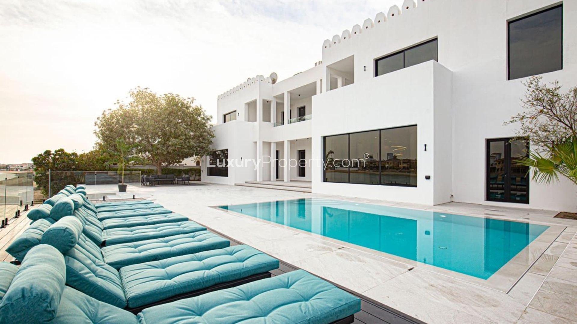 N/A,Upgraded contemporary beachfront villa with pool, Palm Jumeirah Signature Villas, available for rent