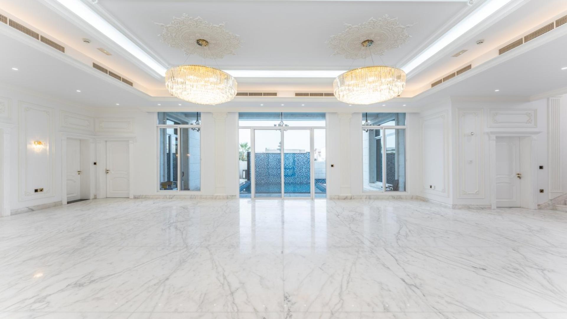 Elegant 7-bedroom villa for sale on Pearl Jumeirah, showcasing luxurious architecture and design