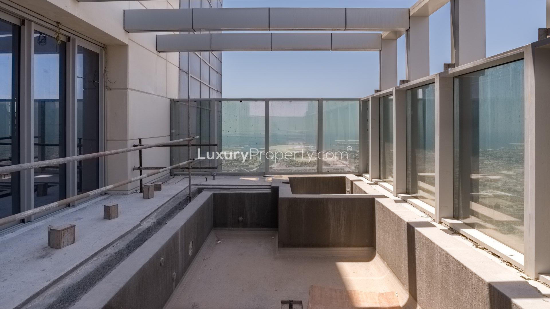 Luxurious Amna Tower penthouse with panoramic Business Bay views, under construction