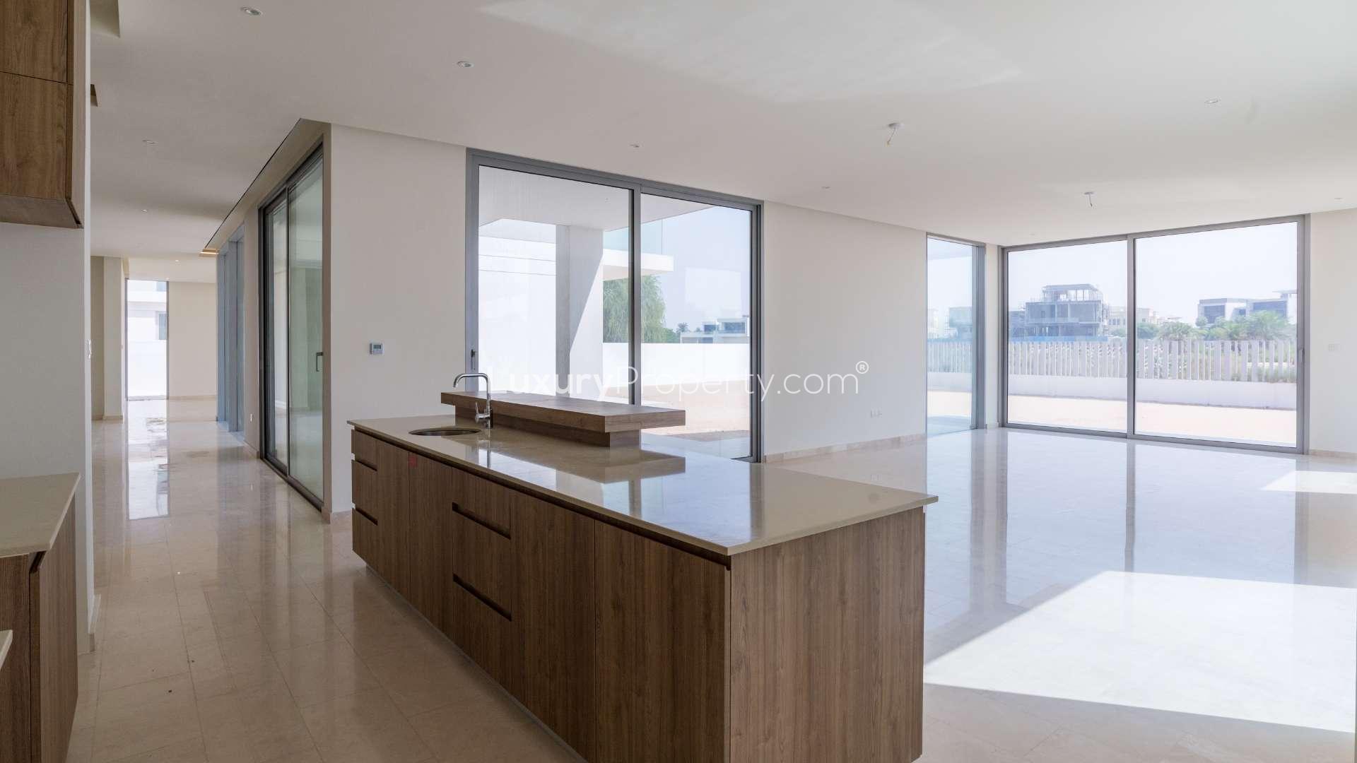 Modern kitchen in 7-bedroom villa, Dubai Hills Estate, Parkway Vistas, for sale