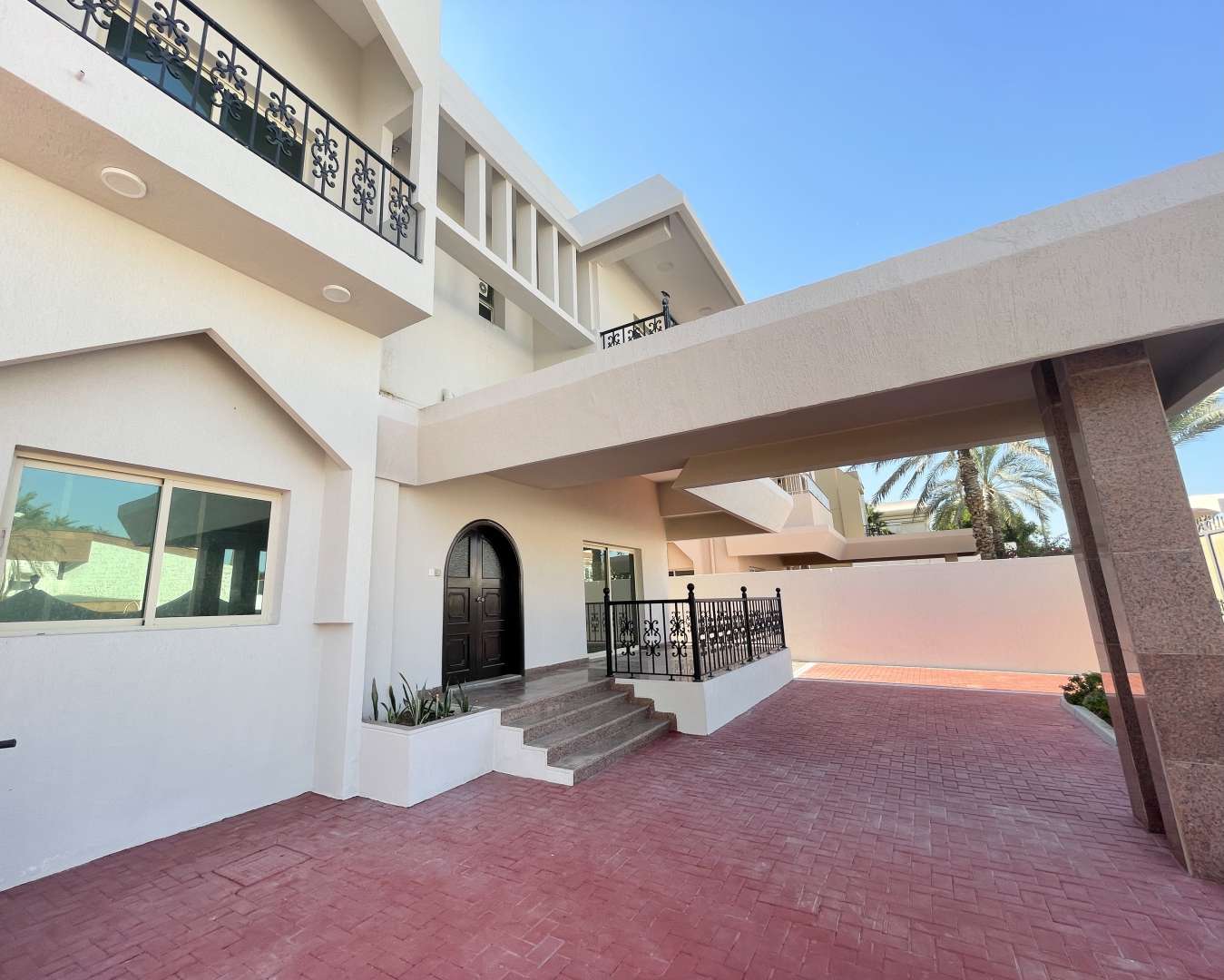 Empty room with window and open door in Jumeirah 2 villa for sale, LP10420