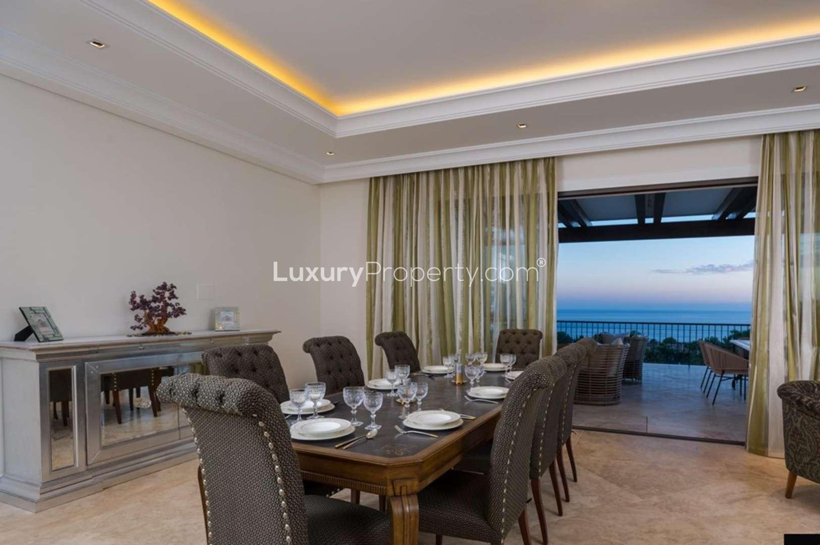 Immaculate 7-bedroom villa with pool and sea views in Sierra Blanca, Marbella