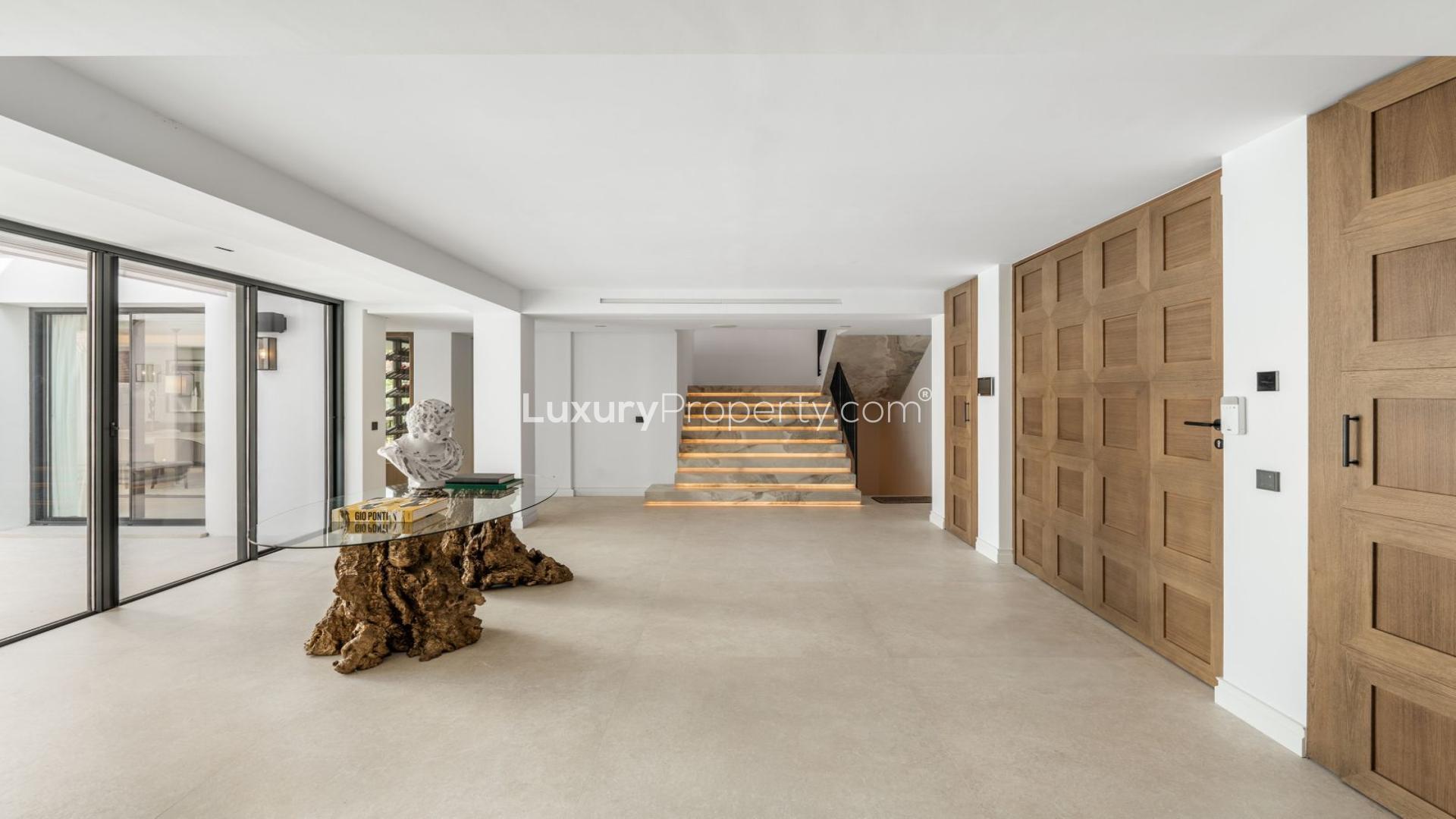 Luxury villa with pool and lounge area in Nueva Andalucía, Marbella, for sale