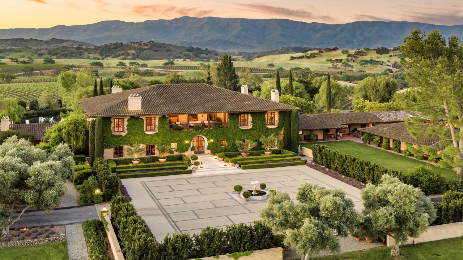 Luxurious villa with lake view at Westerly Estate, Santa Ynez, California, for sale