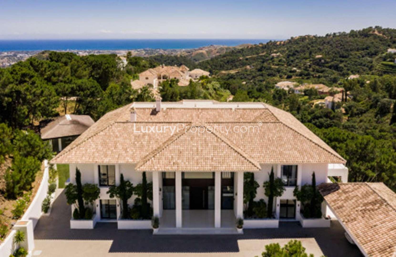 Contemporary 8-bedroom villa with sea view in La Zagaleta, Marbella for sale