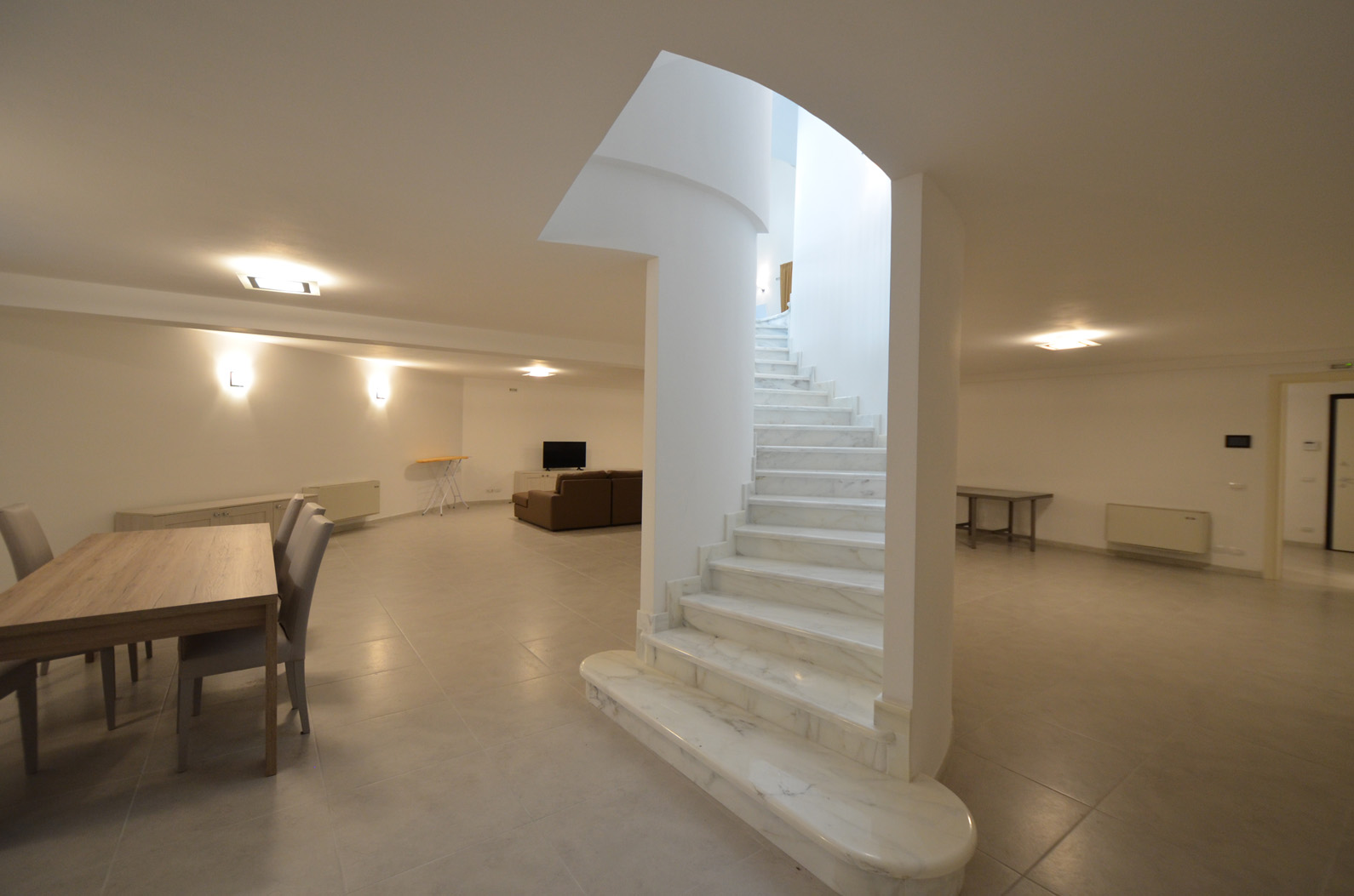 Luxurious 8-bedroom villa with pool and garden in Villa Giotto, Lucca, Italy