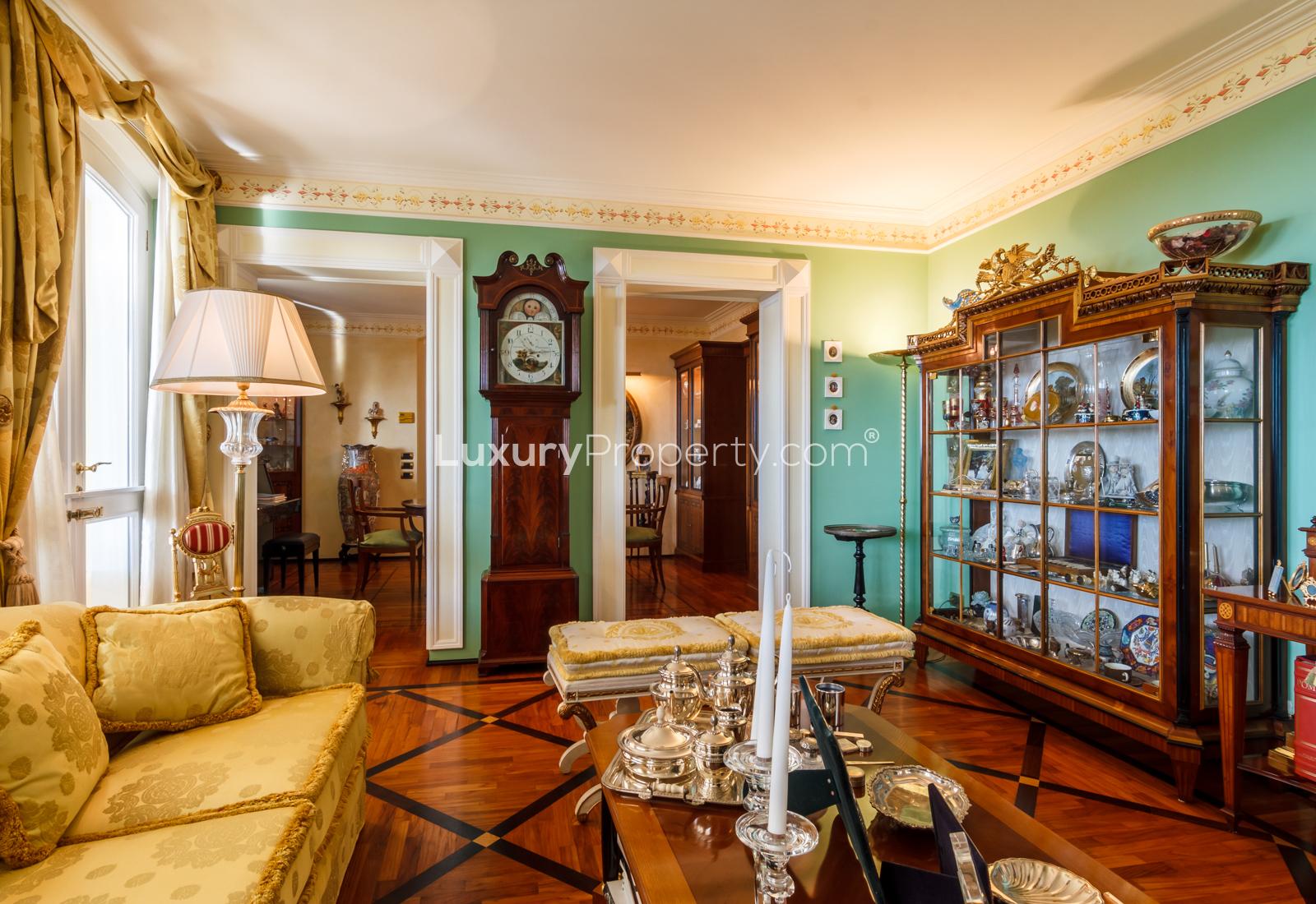 Adorable coastal villa with lush gardens in Villa Impero, Lucca, Italy, for sale