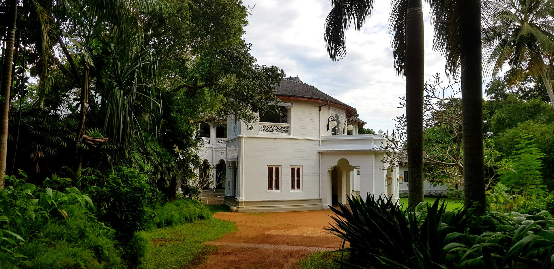 Aerial view of luxury villa in lush Nugadola Wallauwa, Pasyala, Sri Lanka