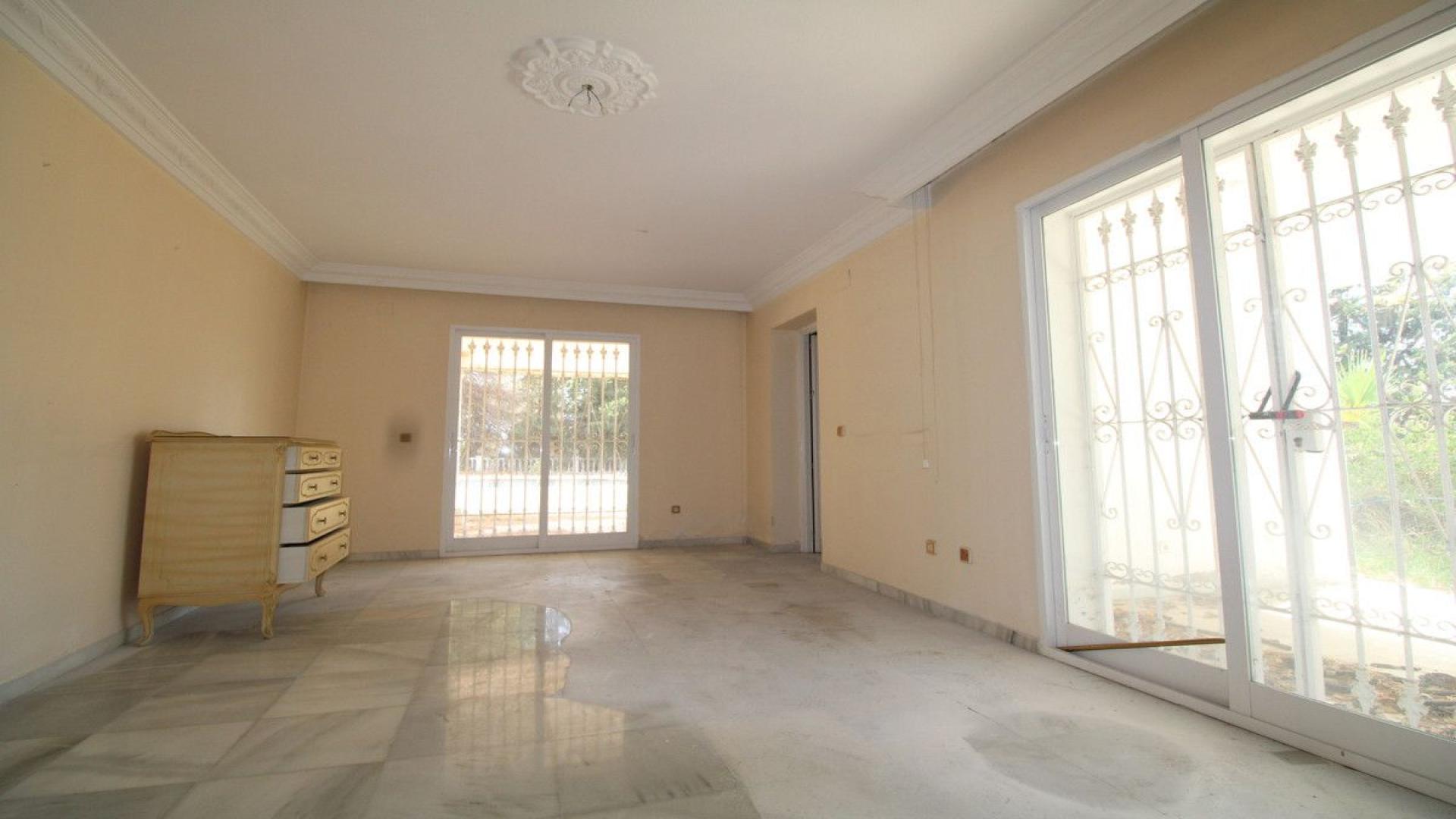 Spacious living room in 5-bed villa for sale, The Golden Mile, Marbella, Spain