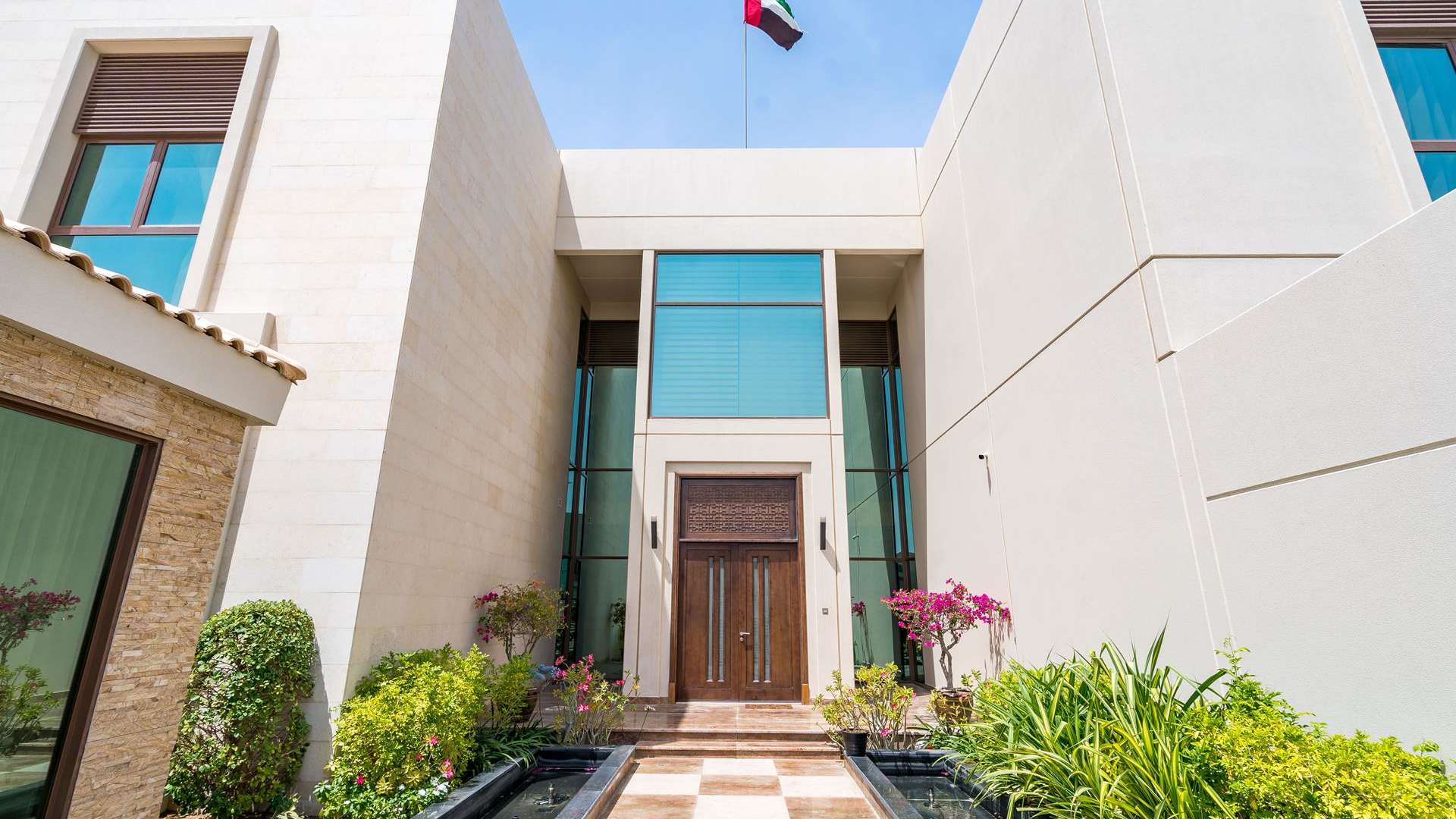 Luxurious living room in fully upgraded 5-bedroom villa, Meydan’s Millennium Estates