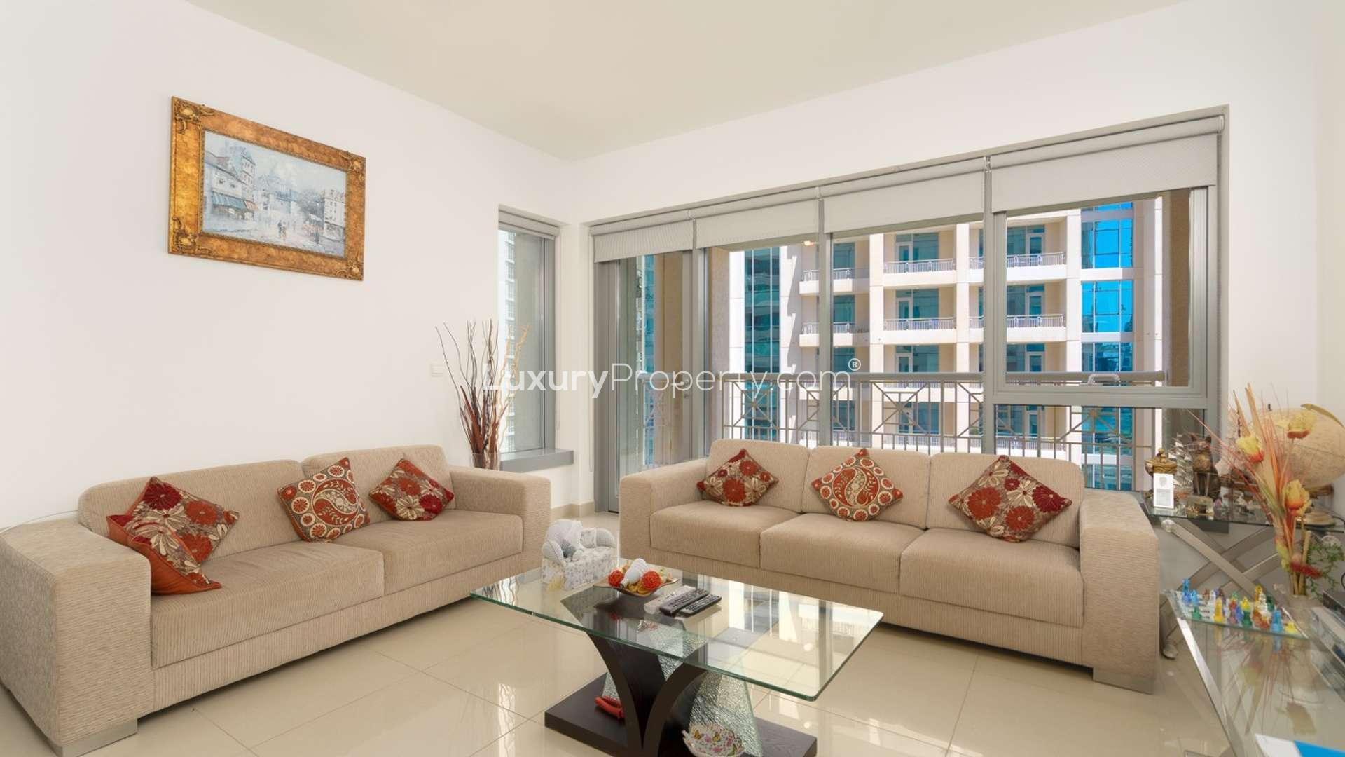 Luxurious kitchen in 1-bedroom apartment, 29 Burj Boulevard, Downtown Dubai, for sale