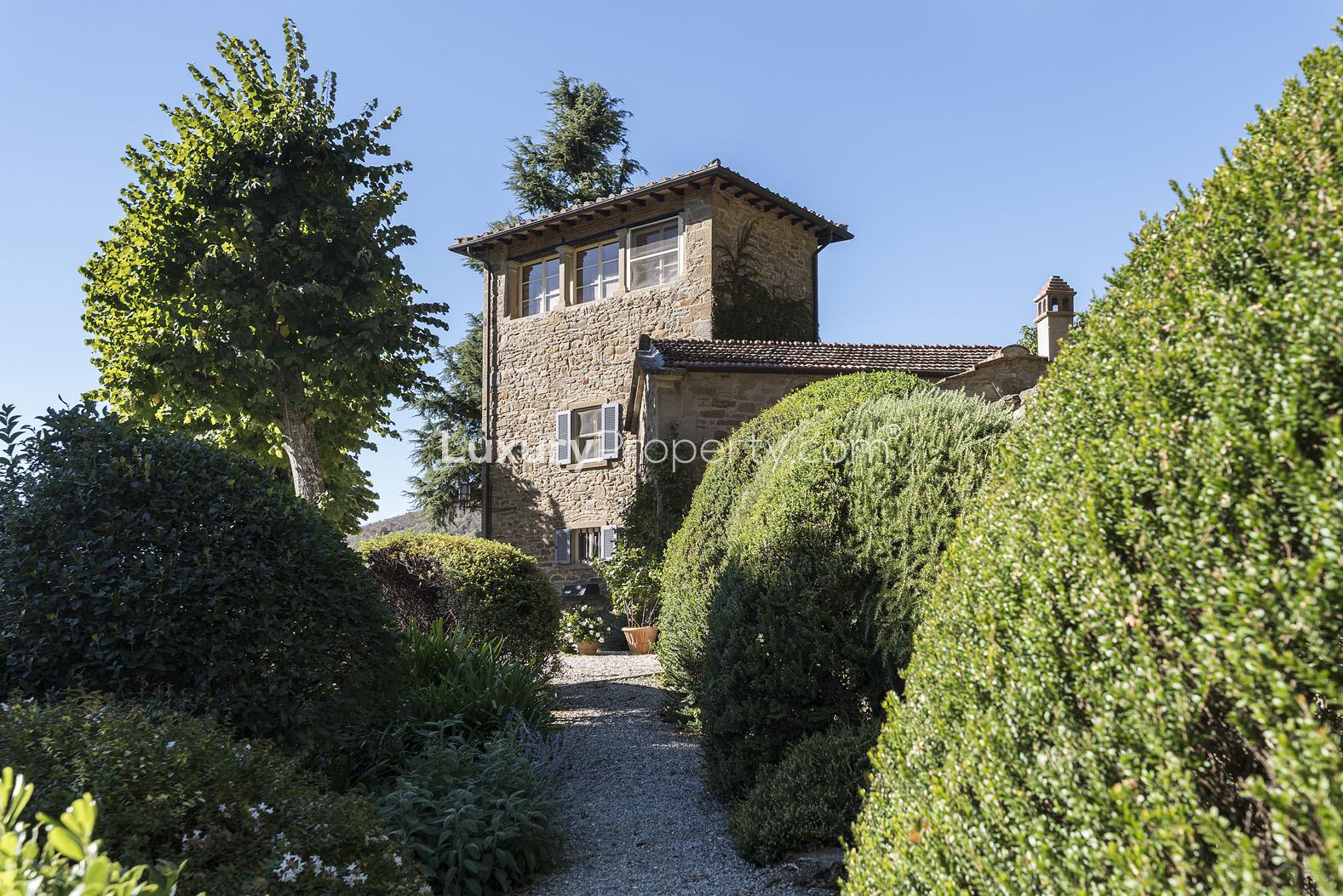 17th Century Italian Villa interior, elegant dining and living area, Arezzo, Villa Vita Bella
