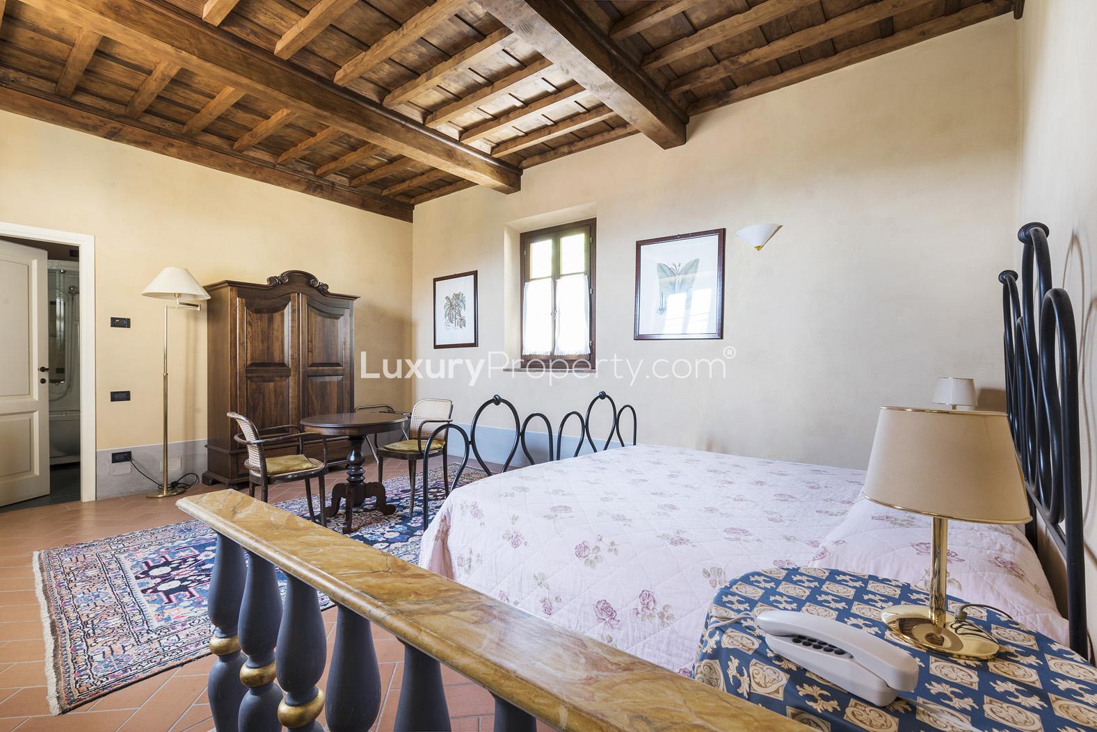 Charming villa terrace with scenic views in Tenuta Con Vista, Fiesole hills, Florence