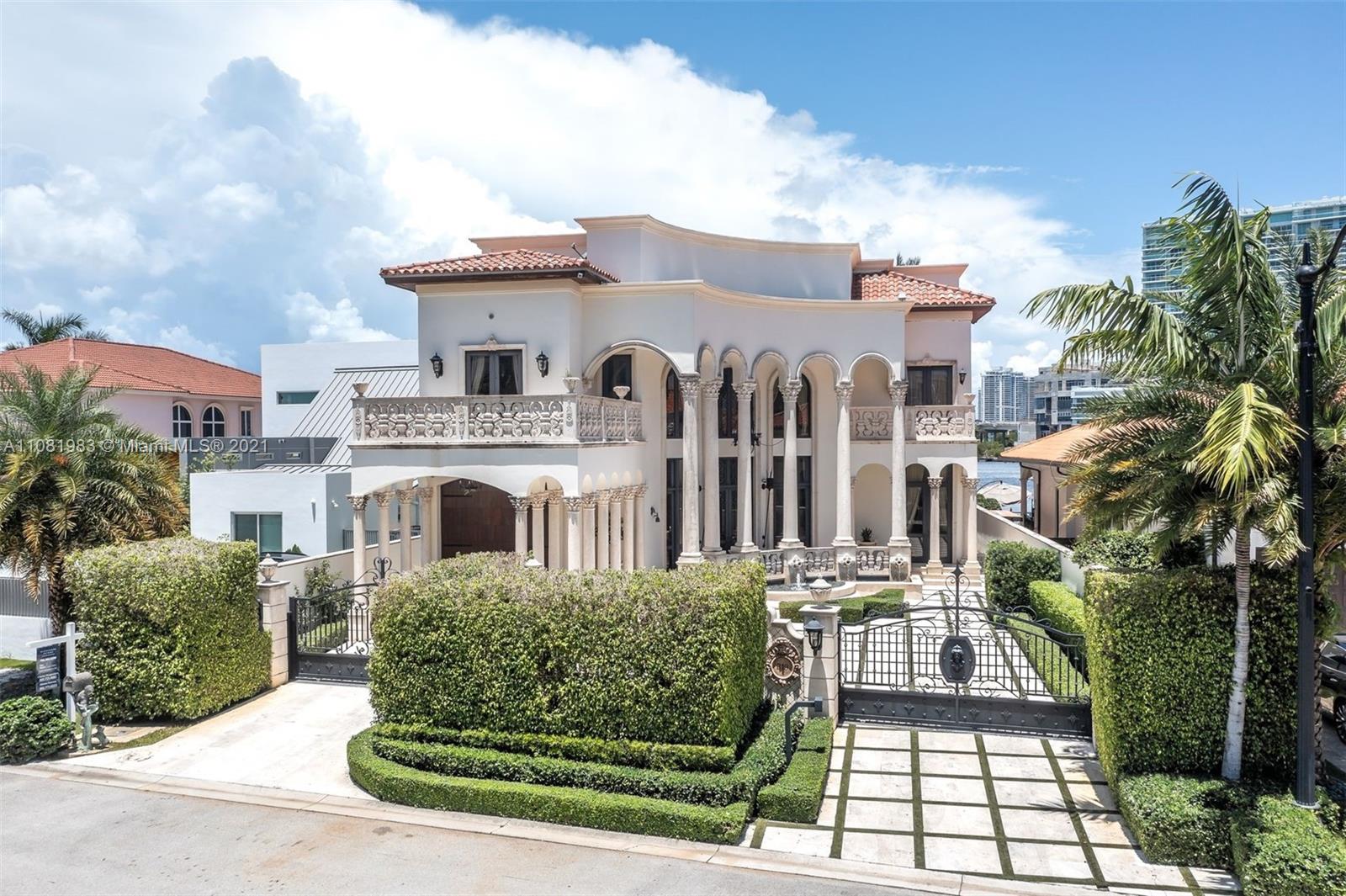 Luxurious eight-bedroom palazzo villa entrance with columns, Sunny Isles Beach, Miami, for sale
