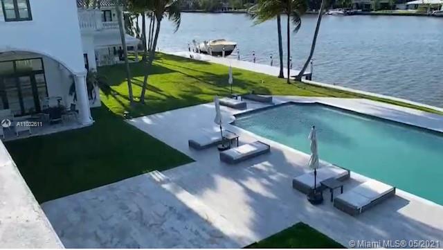 Waterfront view from luxury 9-bed villa in Hollywood, FL, for sale at 900 S Northlake Dr