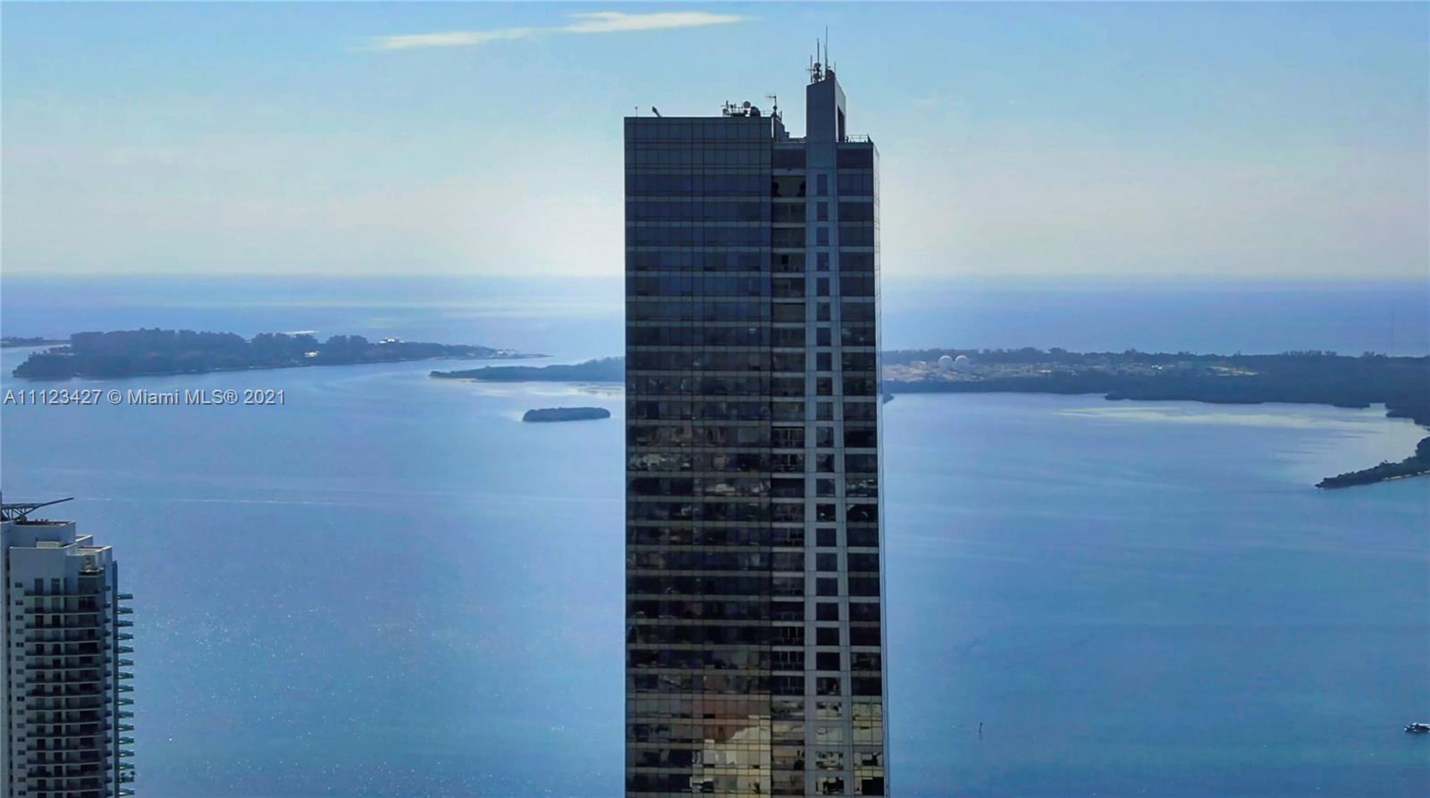 High-floor Miami Beach penthouse with ocean views, located at 1425 Brickell Ave