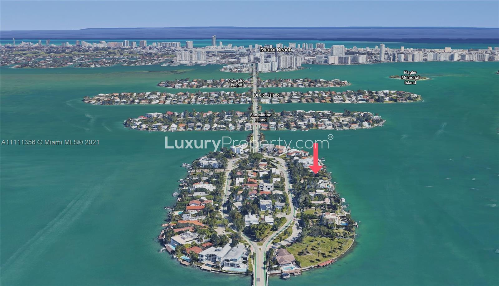 Floor plan of modern 5-bedroom waterfront villa with infinity pool in Miami, Venetian Islands