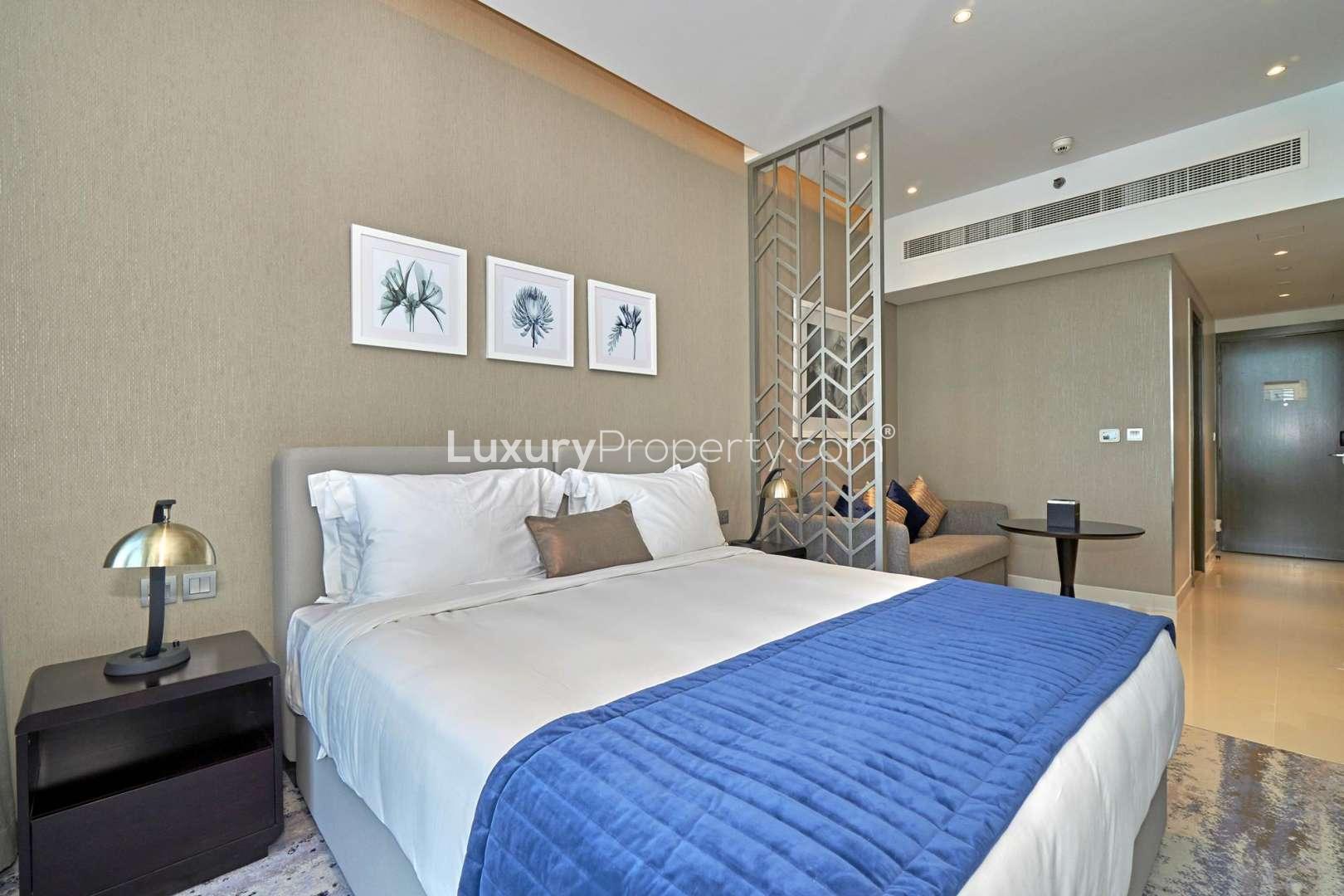 Modern bathroom in fully furnished studio apartment at Damac Maison Prive, Business Bay