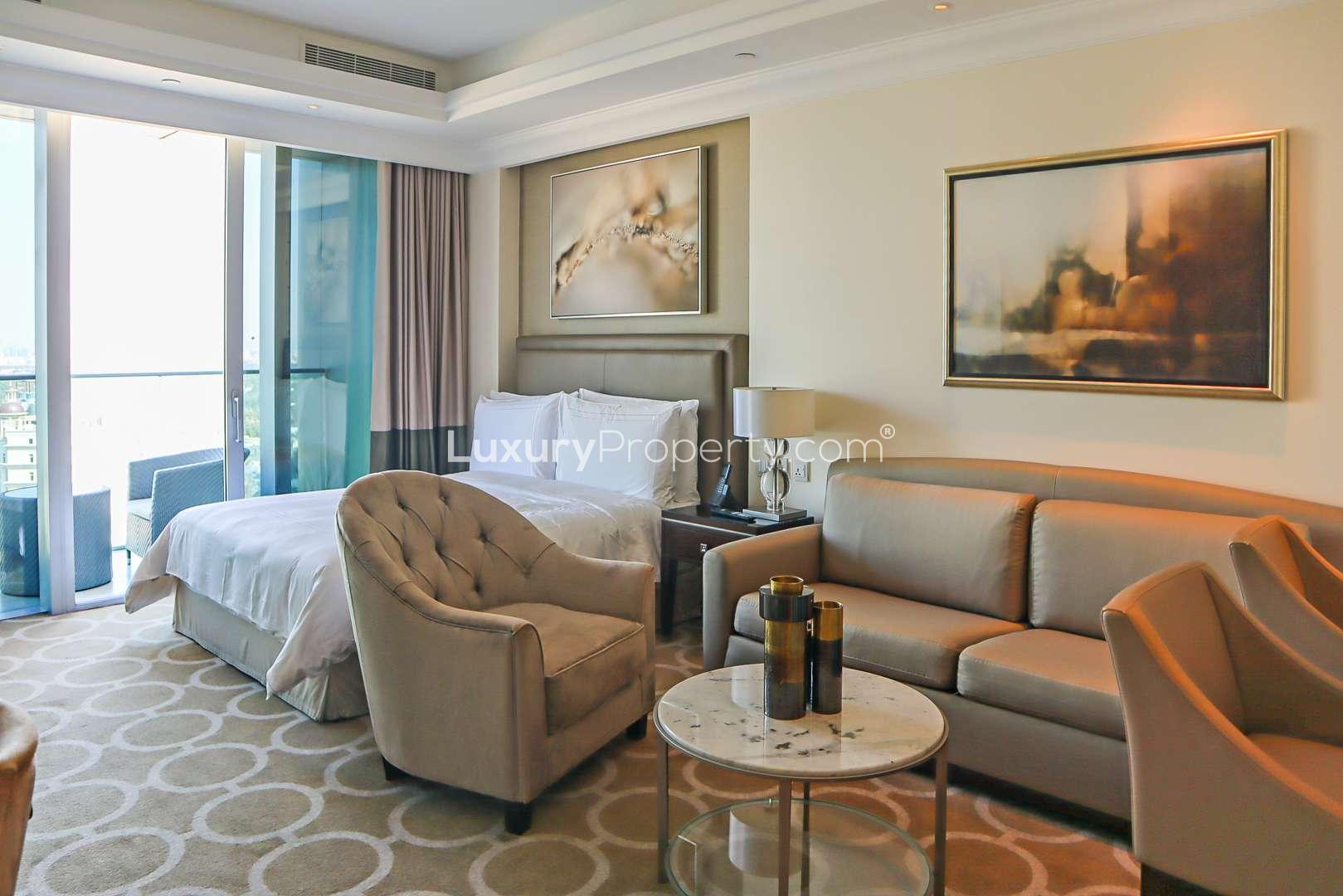 Modern kitchen in fully furnished studio apartment, The Address The BLVD, Downtown Dubai