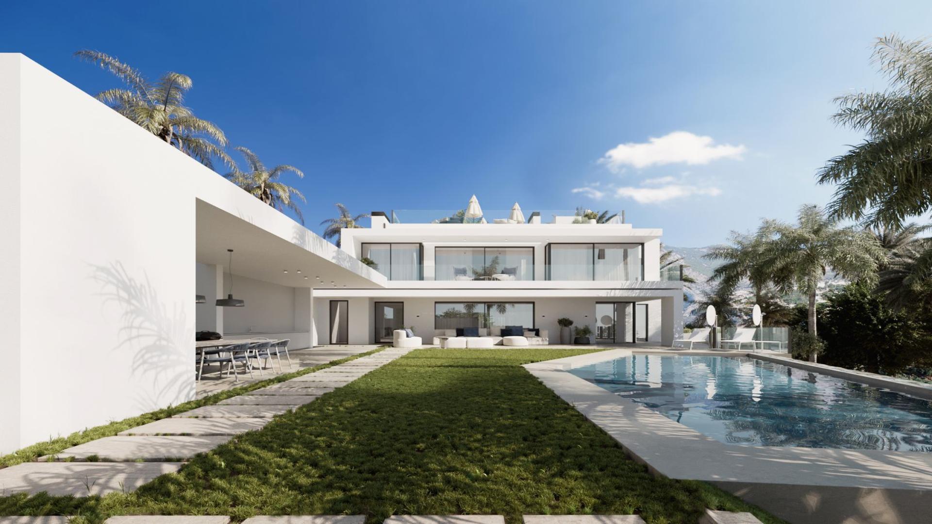 Exclusive six-bedroom villa with pool, sea and mountain views in Málaga, The Golden Mile