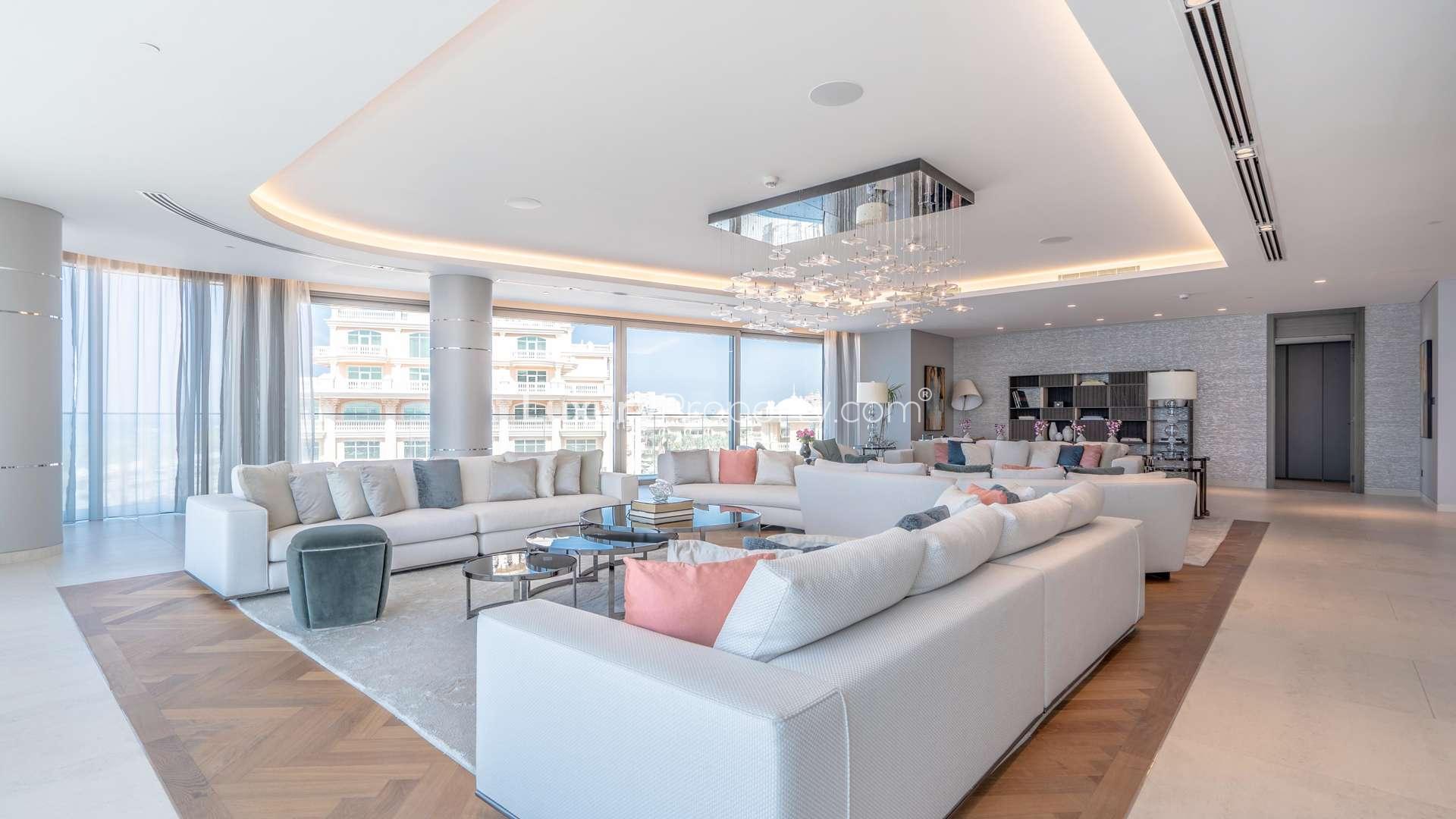 Studio hallway with beachfront view, The Alef Residences, Palm Jumeirah apartment for sale