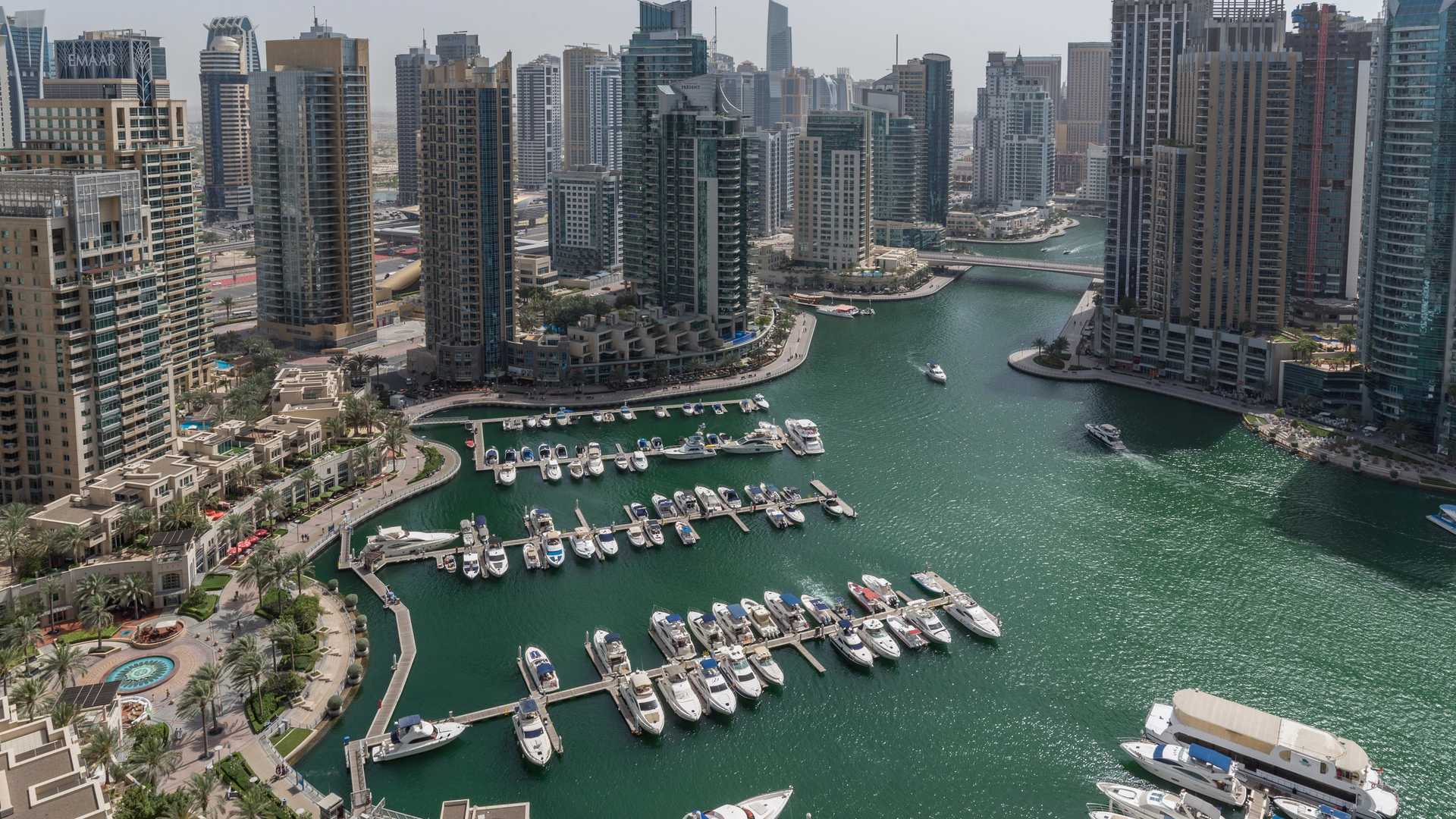 Luxurious lobby at Marina Gate, Dubai Marina apartment for sale, Ref No: LP0388