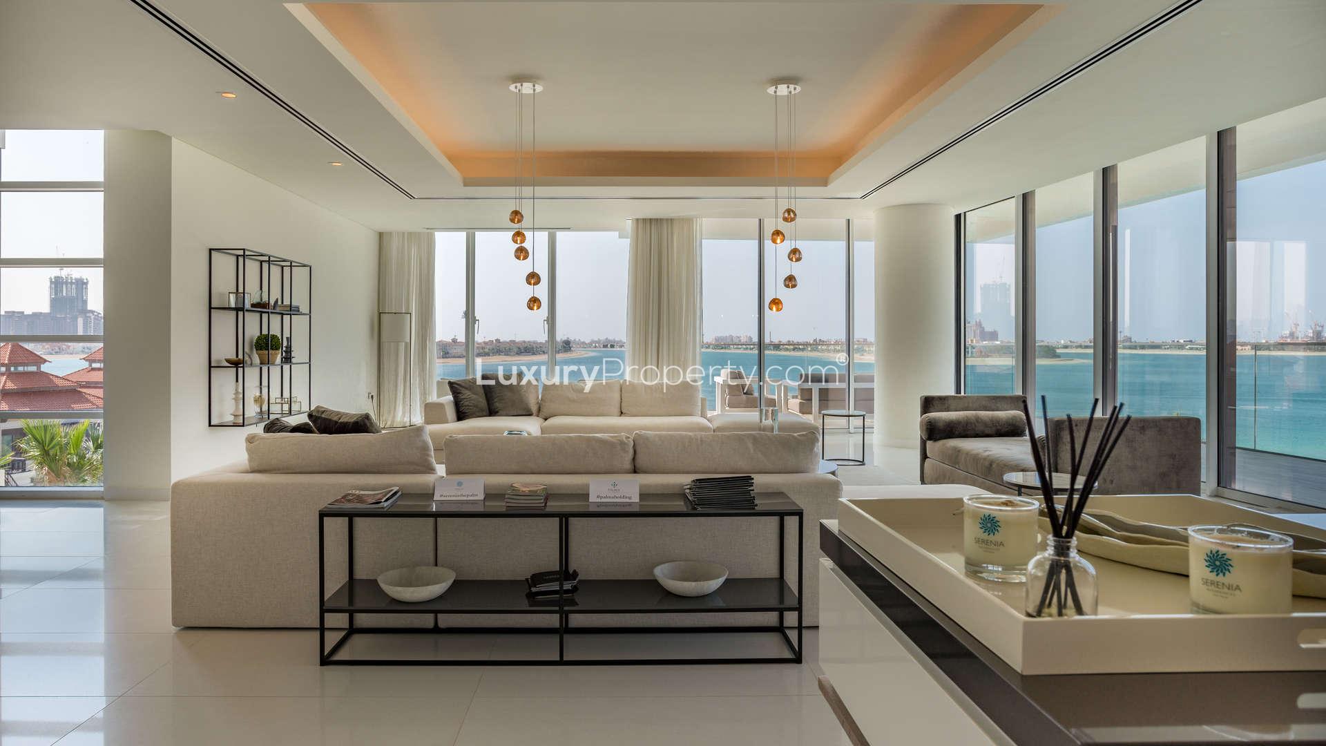 Luxury Serenia Residences balcony view of Palm Jumeirah beach and sea, apartment for sale