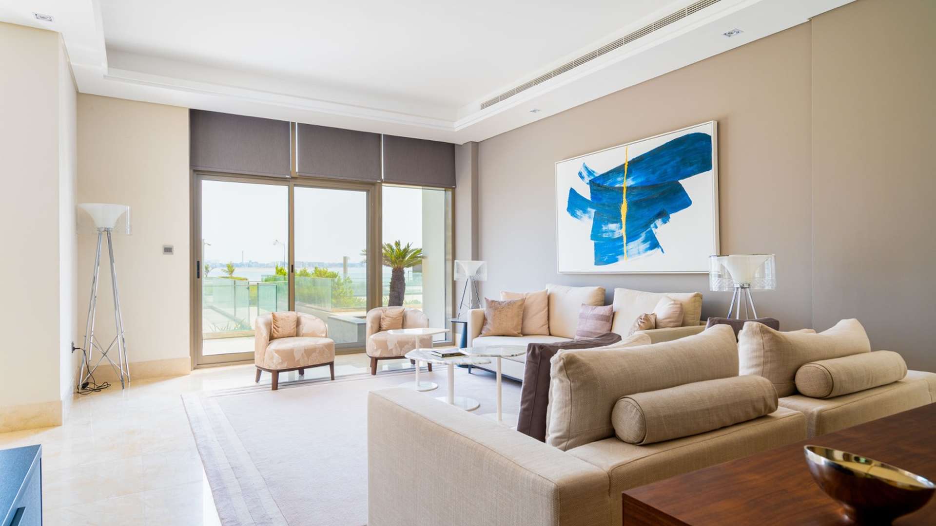 Modern kitchen in Palm Jumeirah studio apartment for sale, The 8 beachfront development