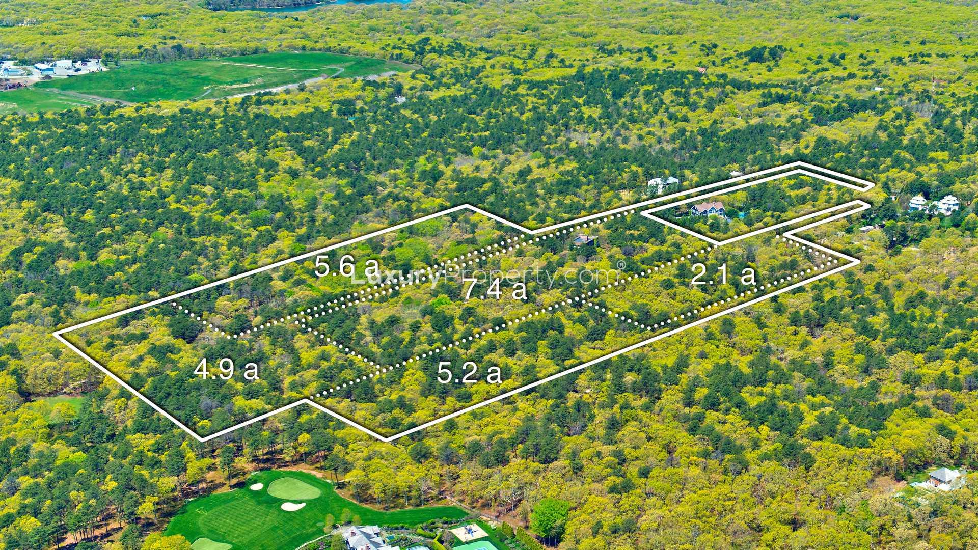 Aerial view of 19-acre land plot for sale at 93 Castle Hill Court, Southampton