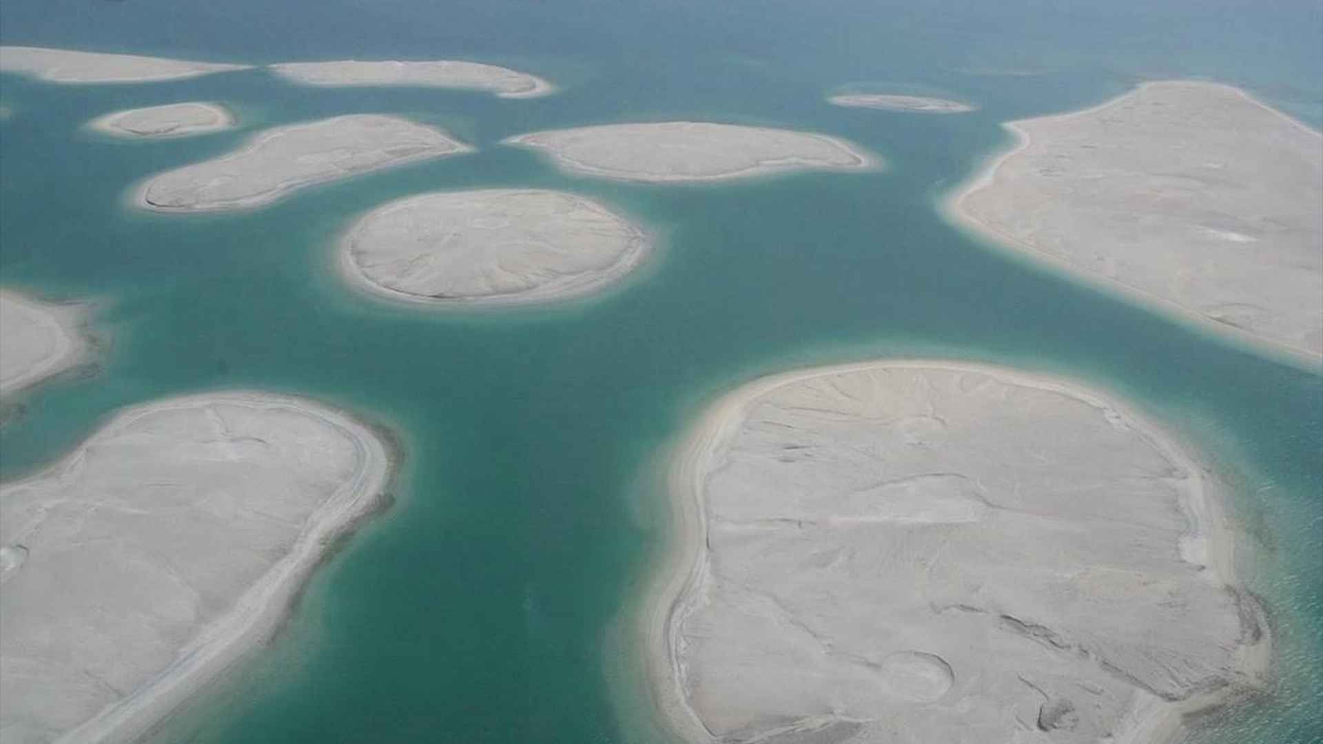 Aerial view of Brasilia Island, The World Islands, Dubai, exclusive residential investment opportunity
