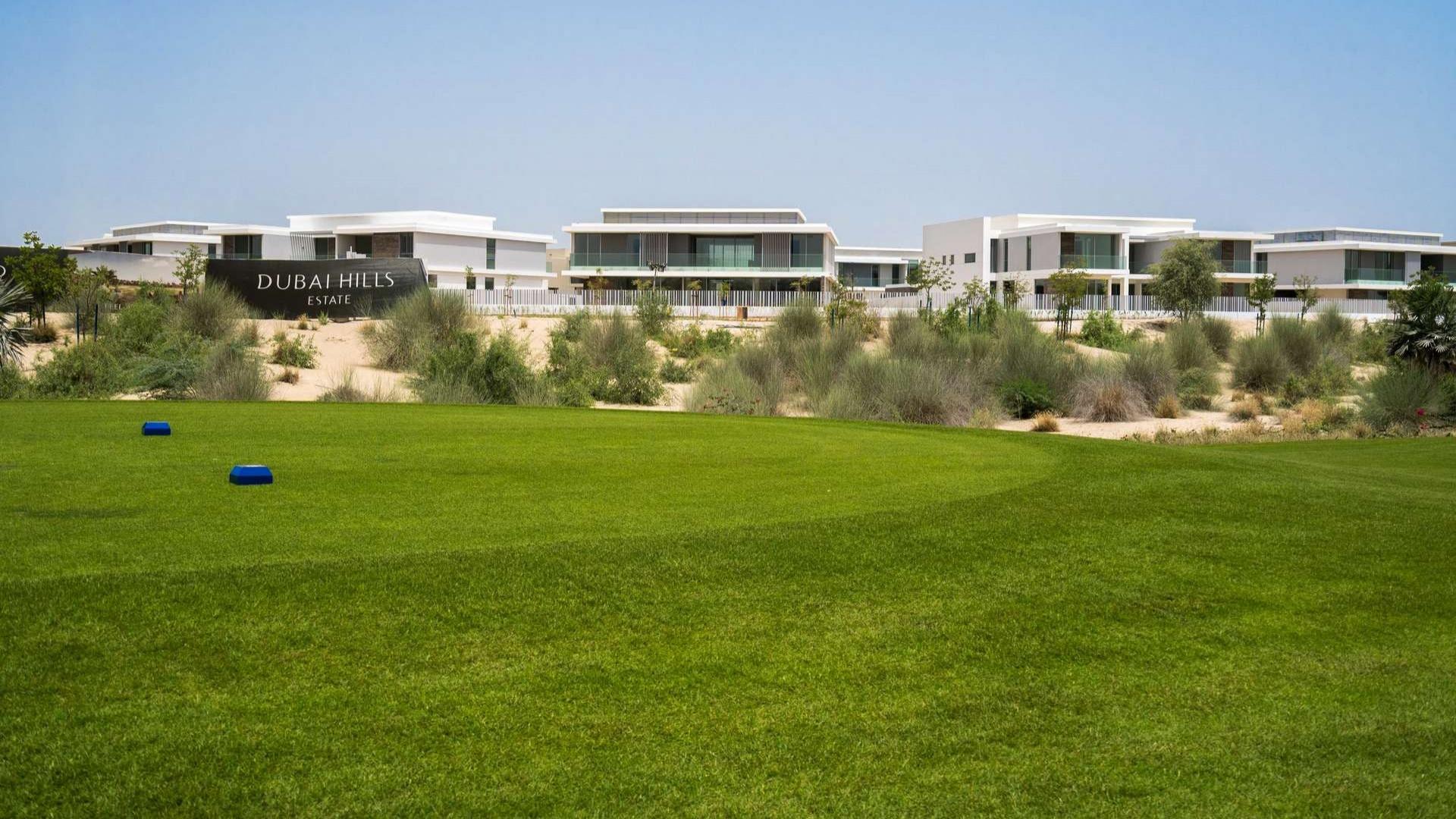 Residential plot in Fairway Community, Dubai Hills Estate, lush greenery and modern surroundings